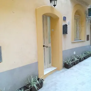  Apartment La Casa Di Bianca Italy